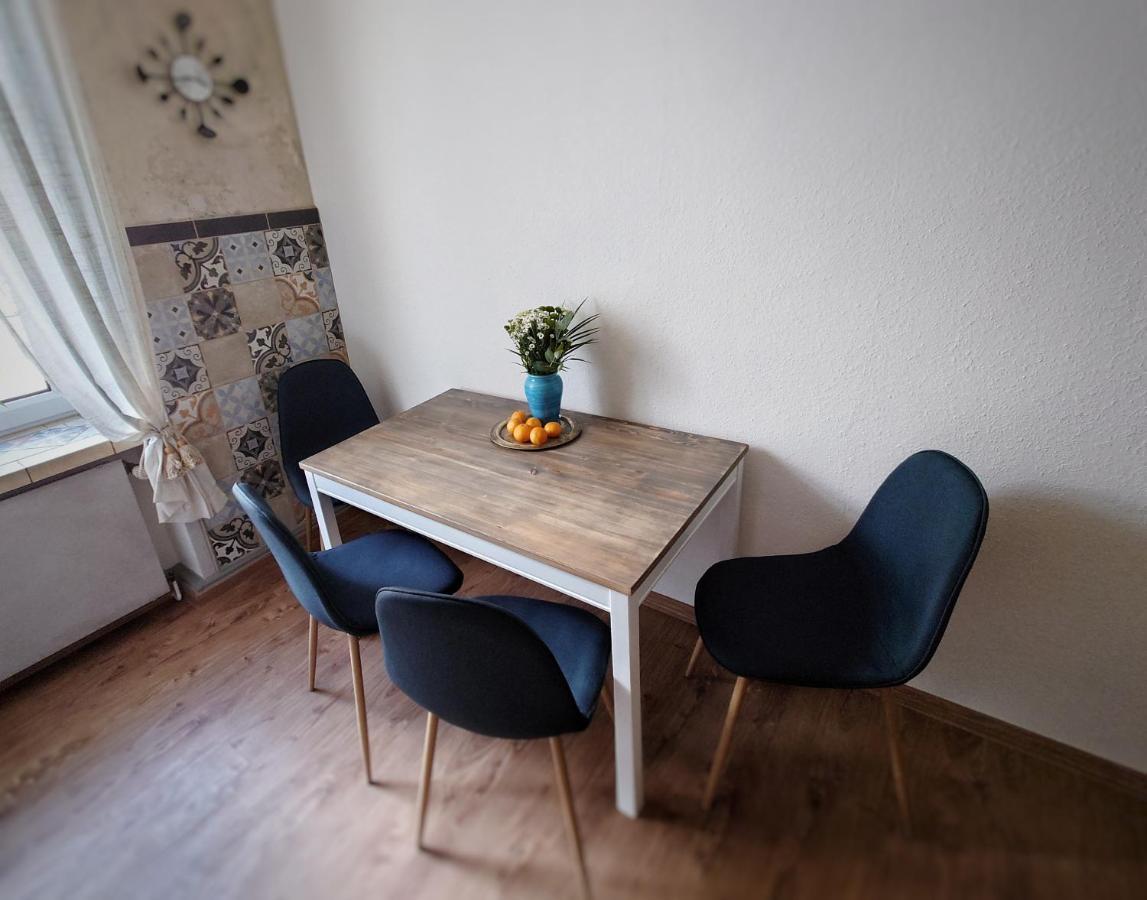 דירות לייפציג Flat In Neo Country Style Aus Gruenderzeit Bis 6 Person מראה חיצוני תמונה