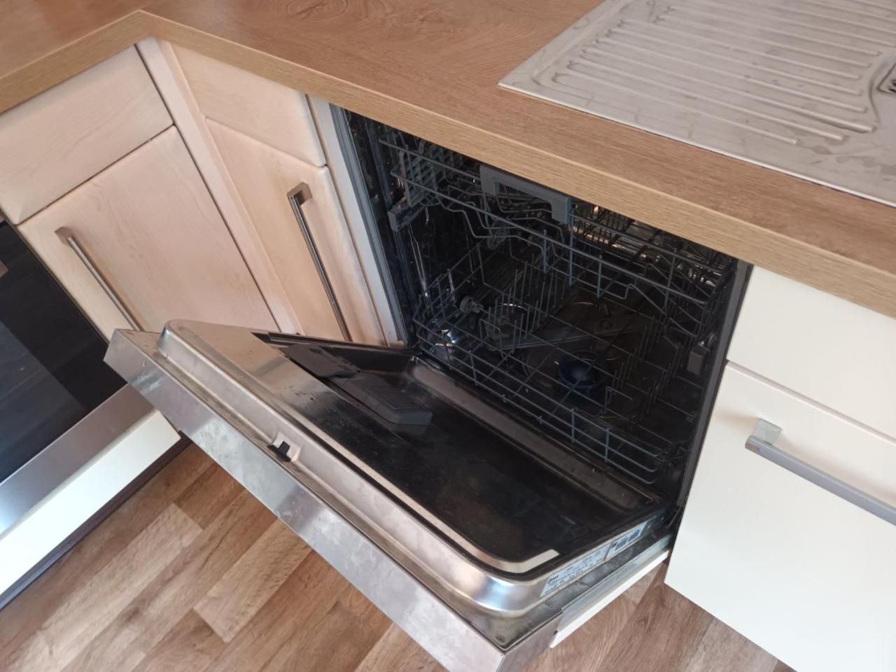 דירות לייפציג Flat In Neo Country Style Aus Gruenderzeit Bis 6 Person מראה חיצוני תמונה